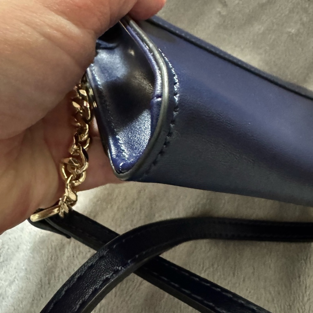Crown and Ivy Navy Crossbody Bag with Tassels - Picture 5 of 10
